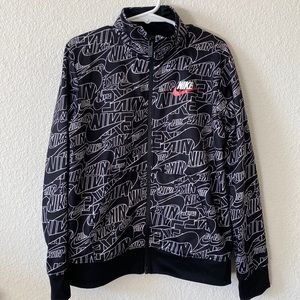 Nike boy’s zip up sports jacket